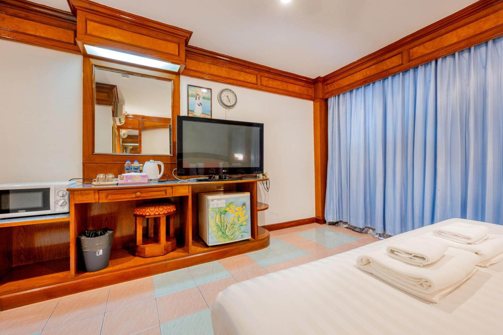 Lamai Hotel Patong Extérieur photo